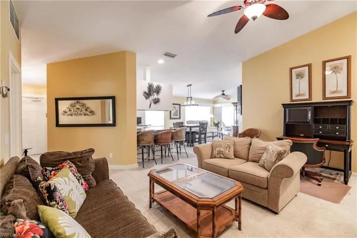 4994  Ventura  CT, Naples, FL 34109