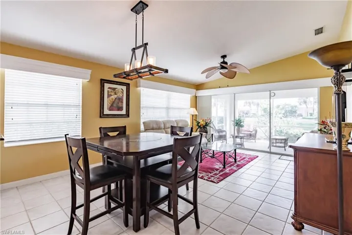 4994  Ventura  CT, Naples, FL 34109