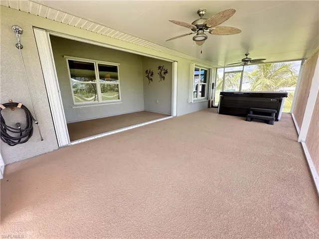 Large Lanai w/Privacy Screen