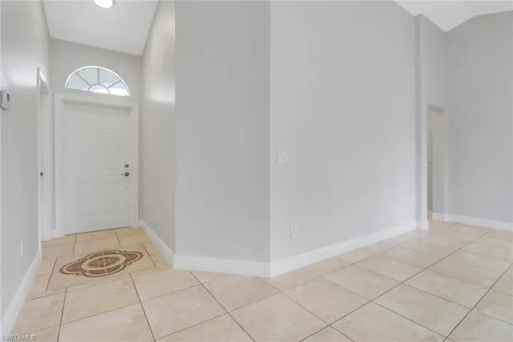 2221 Everglades Blvd S, Naples Fl 34117