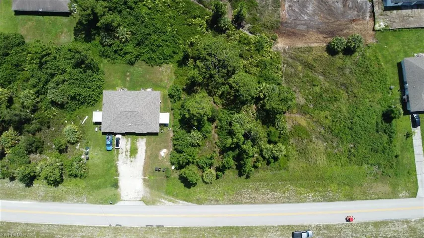 957/959 Eisenhower Blvd, Lehigh Acres, Florida 33974