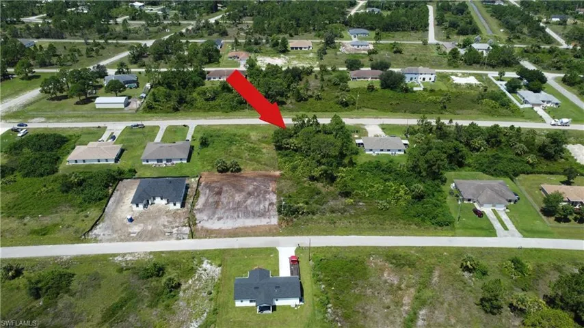 957/959 Eisenhower Blvd, Lehigh Acres, Florida 33974