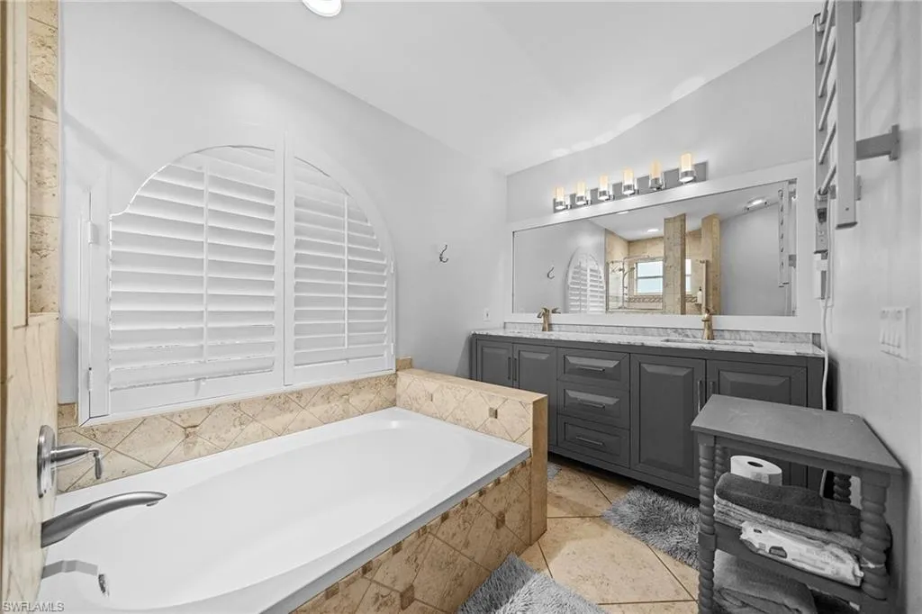 8139 Las Palmas WAY, Naples, FL 34109,224089642