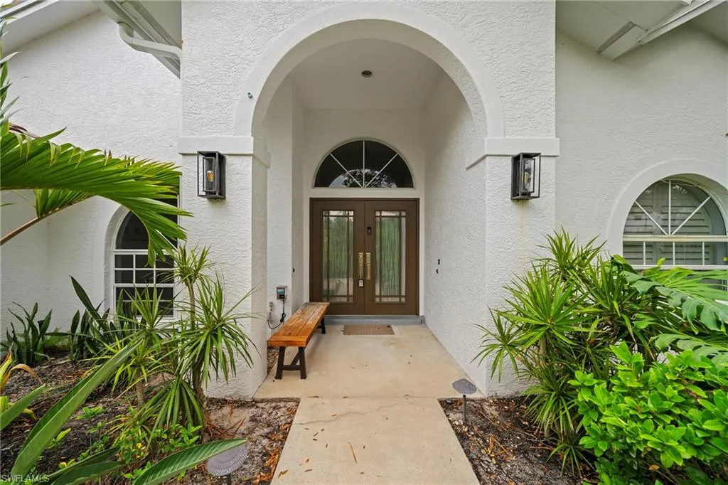 8139 Las Palmas WAY, Naples, FL 34109,224089642
