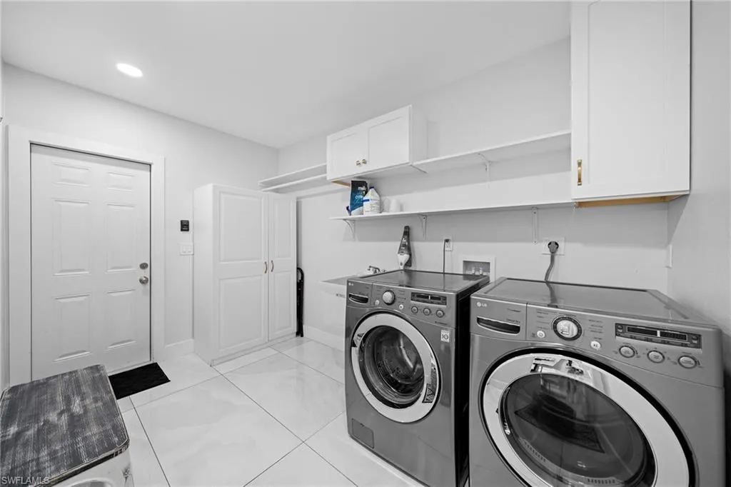 8139 Las Palmas WAY, Naples, FL 34109,224089642