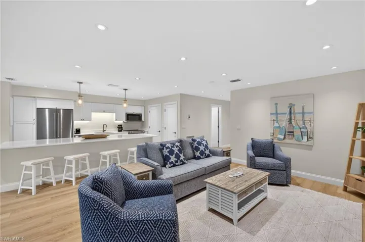 2721 W Gulf Dr 108, Sanibel, Florida 33957