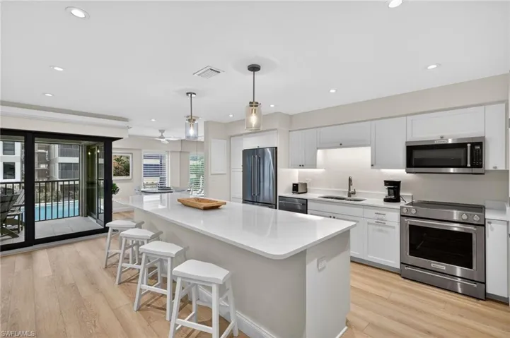 2721 W Gulf Dr 108, Sanibel, Florida 33957
