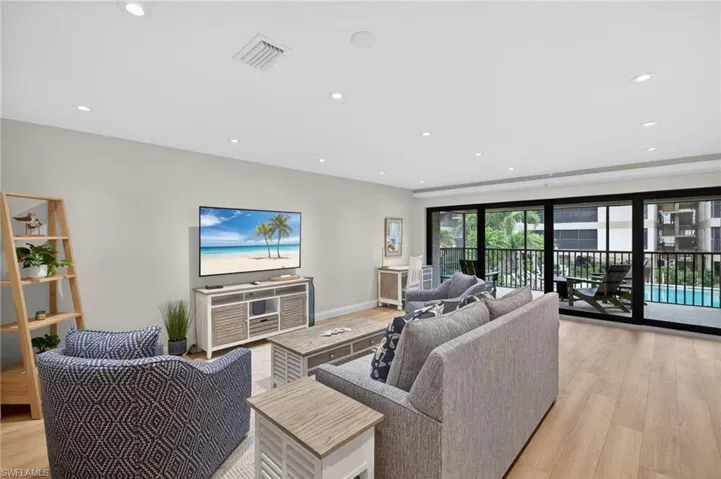 2721 W Gulf Dr 108, Sanibel, Florida 33957