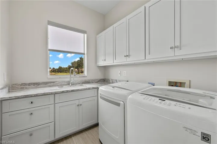 18201  Creekside View  DR, Fort Myers, FL 33908