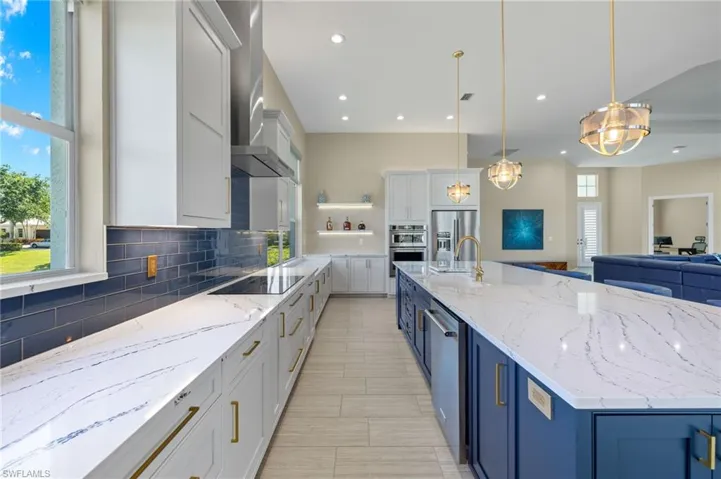18201  Creekside View  DR, Fort Myers, FL 33908