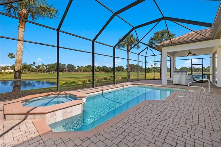 18201  Creekside View  DR, Fort Myers, FL 33908