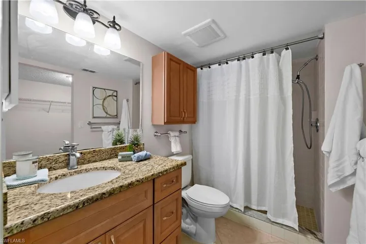 1350  Yesica Ann  CIR, Naples, FL 34110