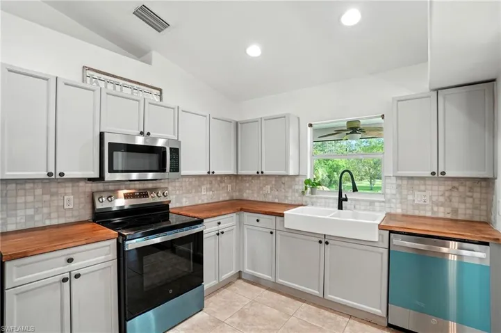 4108  4th NE AVE, Naples, FL 34120