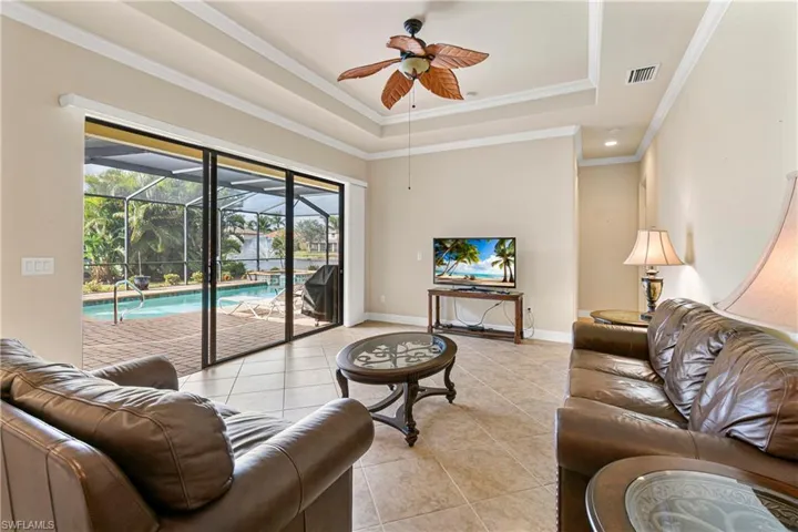 11326  Bluff Oak  LN, Fort Myers, FL 33912