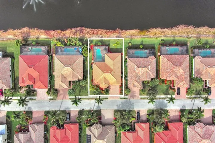 11326  Bluff Oak  LN, Fort Myers, FL 33912