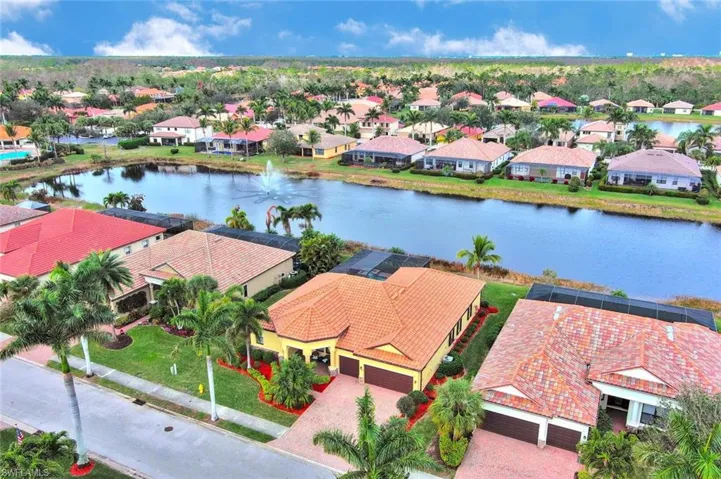11326  Bluff Oak  LN, Fort Myers, FL 33912