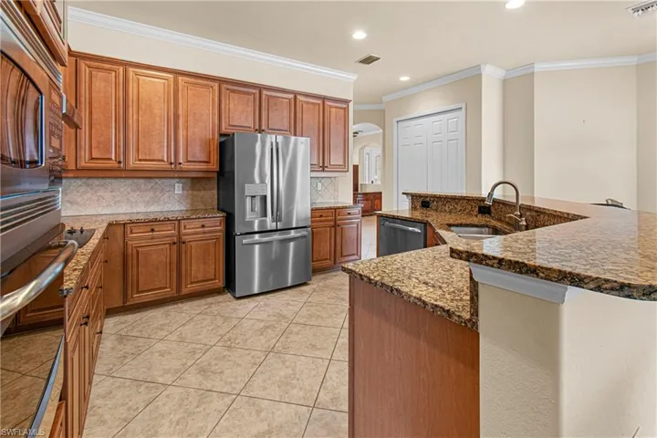 11326  Bluff Oak  LN, Fort Myers, FL 33912