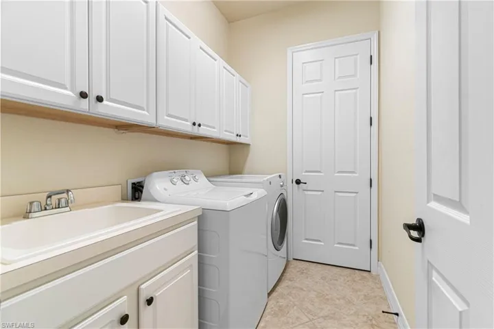 11326  Bluff Oak  LN, Fort Myers, FL 33912