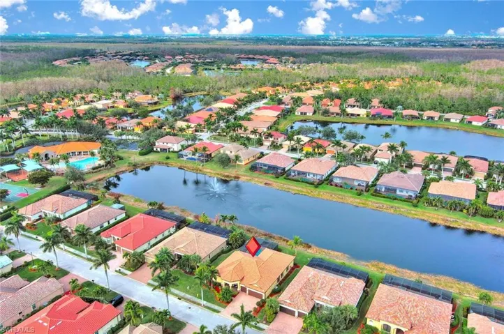 11326  Bluff Oak  LN, Fort Myers, FL 33912