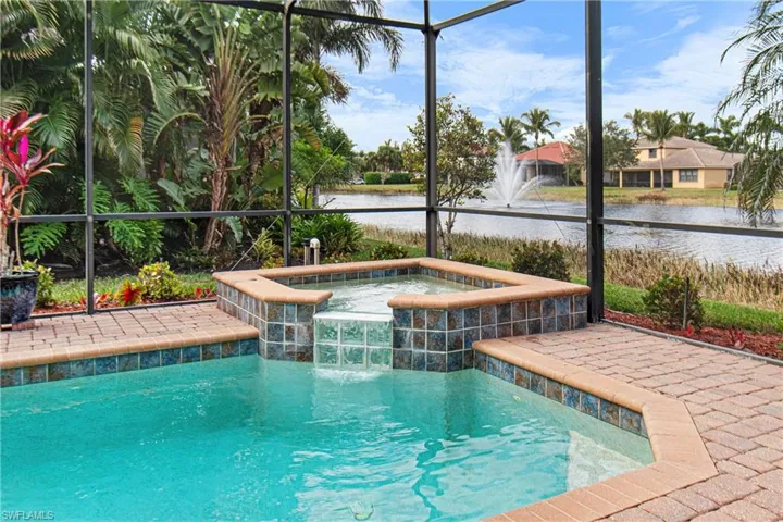 11326  Bluff Oak  LN, Fort Myers, FL 33912