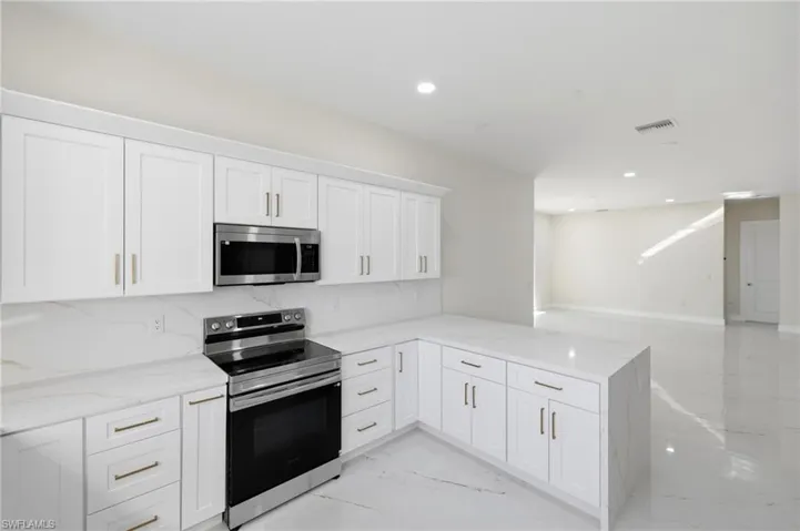23 Wren Dr, Placida, Florida 33946