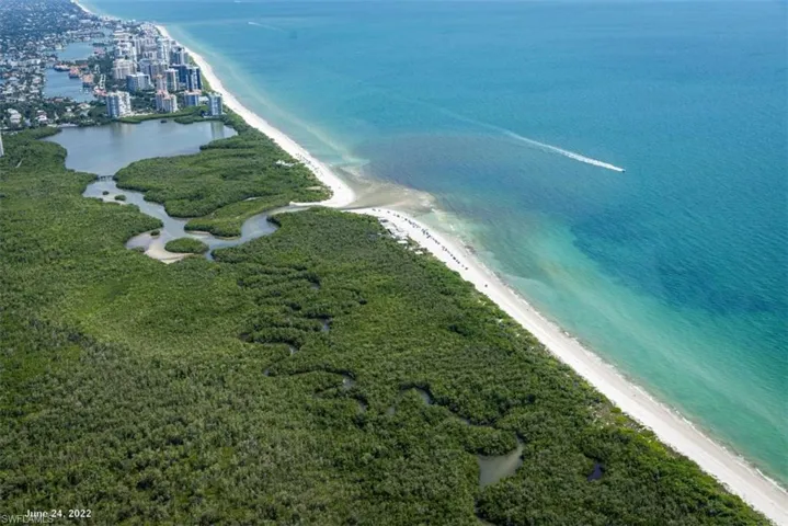 Pelican Bay Exclusive Areas