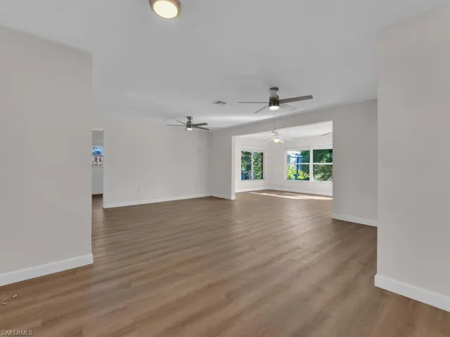 Formal Dining Area (virtual furniture)