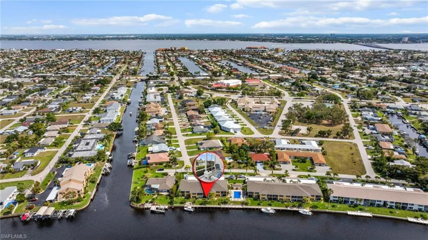 4012 SE 12th  AVE, Cape Coral, FL 33904