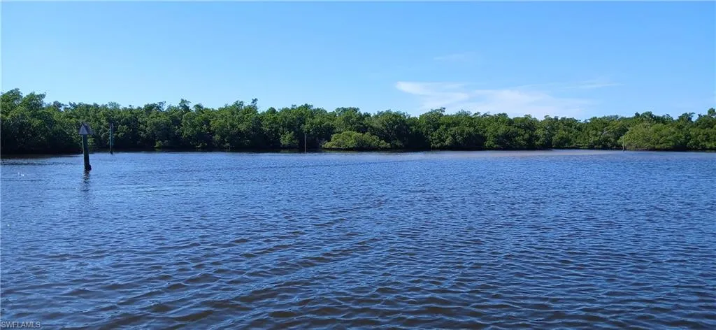 Arm of Estero Bay just one minute away.