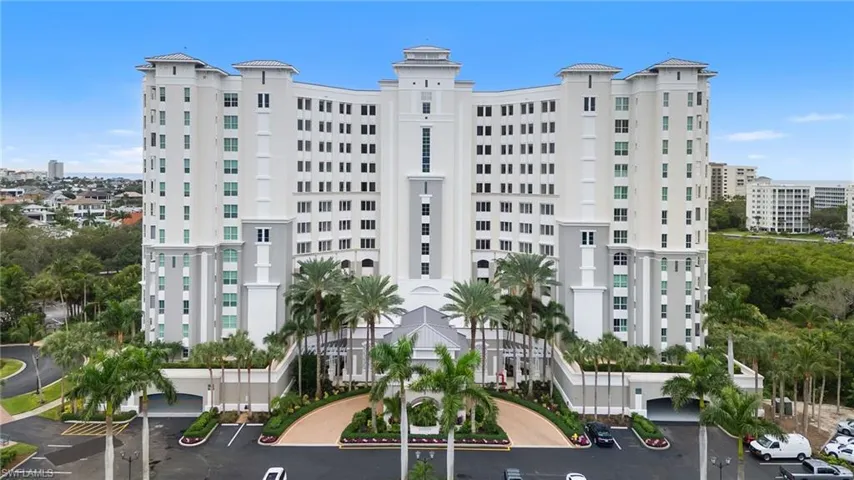 300  Dunes  BLVD, Naples, FL 34110