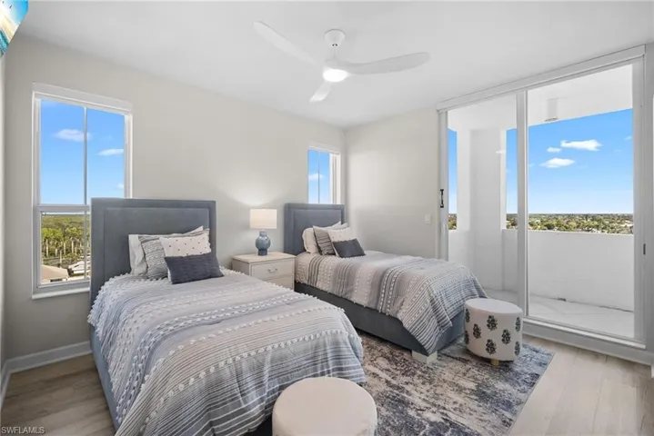 300  Dunes  BLVD, Naples, FL 34110