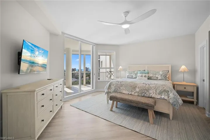 300  Dunes  BLVD, Naples, FL 34110
