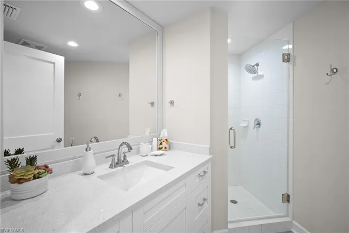 300  Dunes  BLVD, Naples, FL 34110