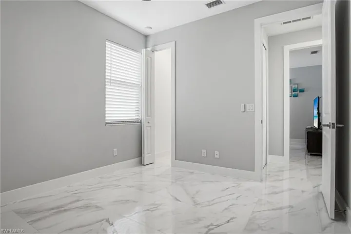 3380 31st Ave Ne, Naples, Florida 34120