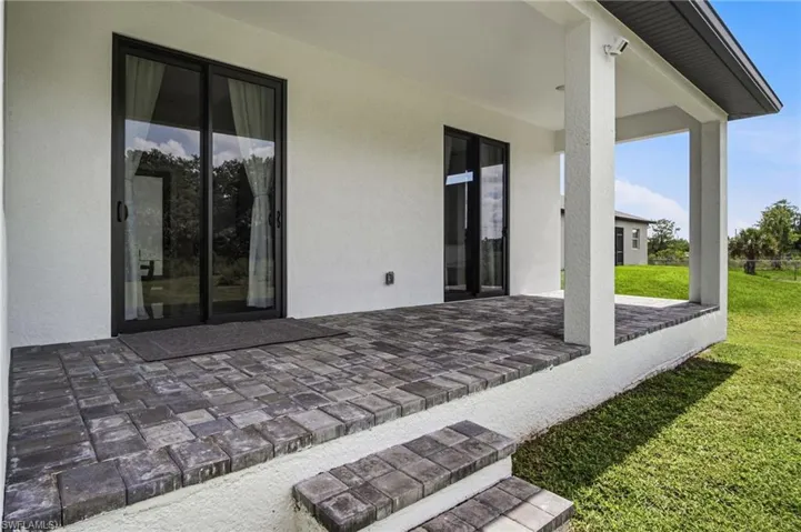 3380 31st Ave Ne, Naples, Florida 34120