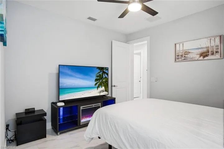 3380 31st Ave Ne, Naples, Florida 34120