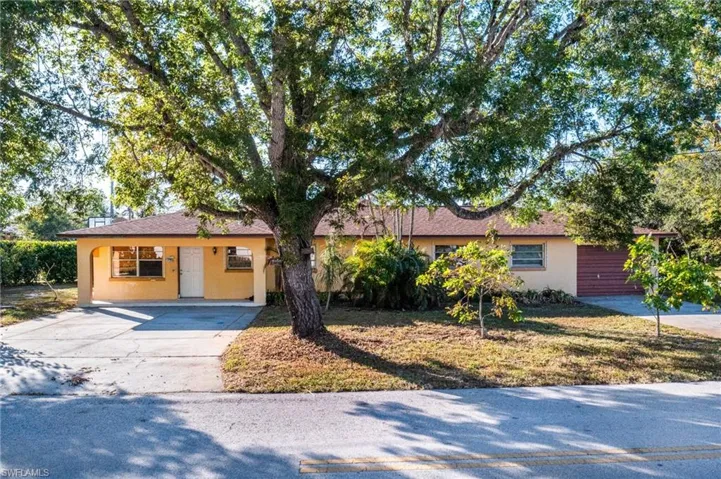 2975 14th St N, Naples Fl 34103