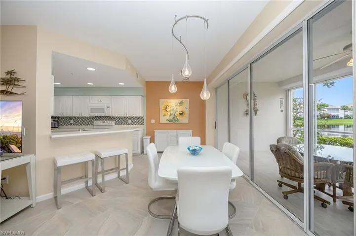 7702 Gardner Dr 102, Naples, Florida 34109