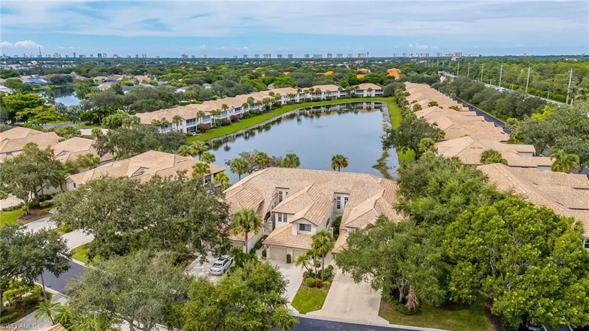 7702 Gardner Dr 102, Naples, Florida 34109