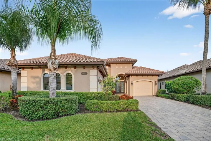 Mediterranean Style with arched window front