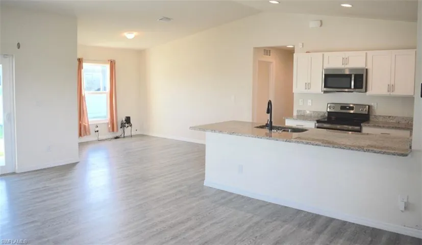 9006 Bamboo Cir, Labelle, Florida 33935
