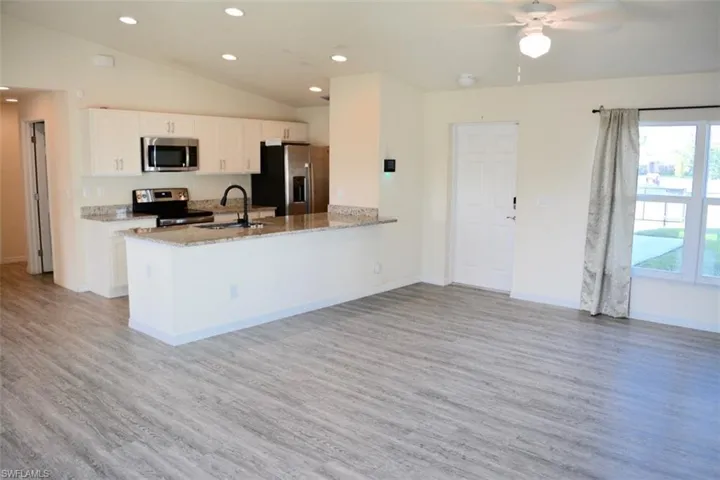9006 Bamboo Cir, Labelle, Florida 33935