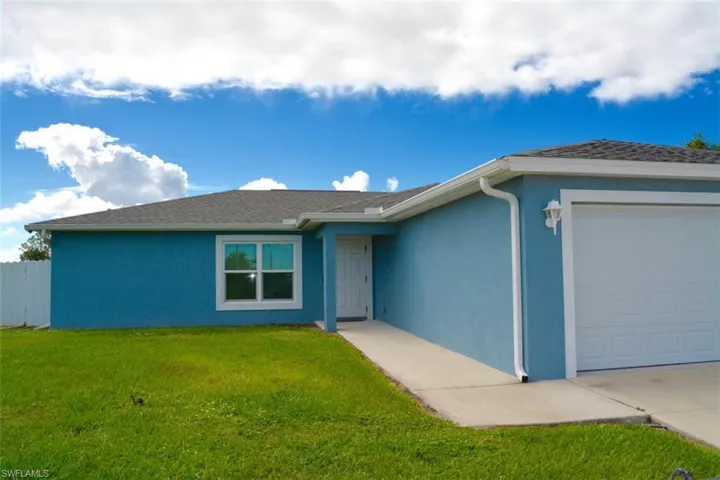 9006 Bamboo Cir, Labelle, Florida 33935
