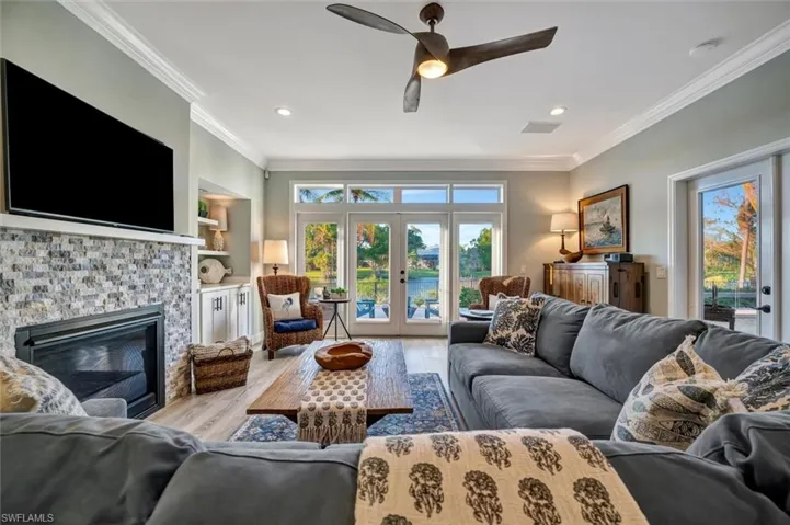 12360  McGregor Palms  DR, Fort Myers, FL 33908