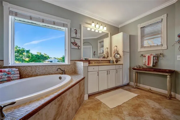 12360  McGregor Palms  DR, Fort Myers, FL 33908