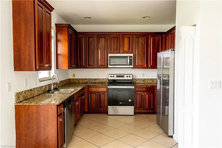 7029  Ambrosia  LN, Naples, FL 34119