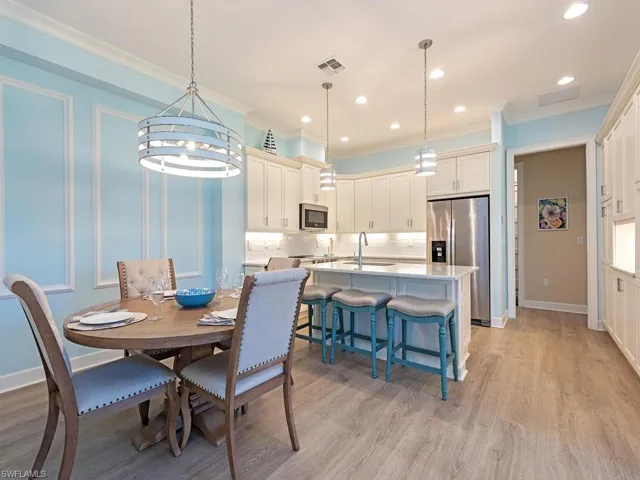 6331  Arriba  AVE, Naples, FL 34113