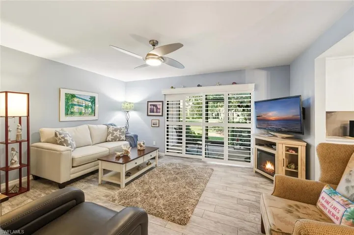 LIVING ROOM BEAUTIFUL TILE FLOOR