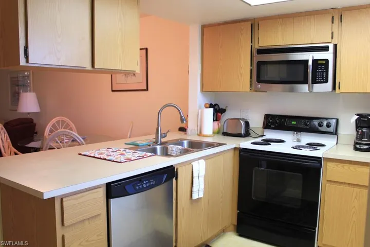 1221  Barrett  RD, North Fort Myers, FL 33903