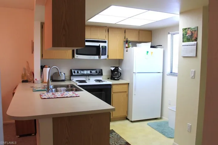 1221  Barrett  RD, North Fort Myers, FL 33903